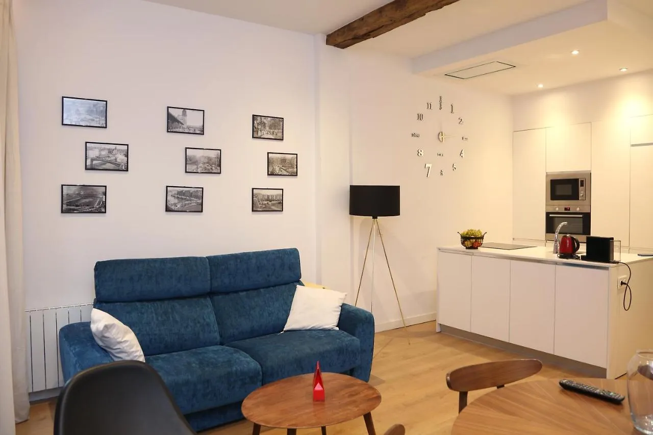 Piso Moderno A 2 Minutos Del Casco Viejo Con Parking Gratis Apartment Bilbao